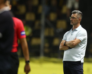 Δεν  πήγε στη συνέντευξη τύπου ο Ουζουνίδης- Στα αποδυτήρια ο Καρυπίδης