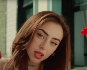 Ποια είναι η Νίκι Νικόλ, η τραγουδίστρια που έχει κλέψει την καρδιά του Λαμίν Γιαμάλ