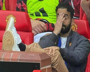 Ο Ρούμπεν Αμορίμ αδυνατούσε να βλέπει την ομάδα του - Η εικόνα από τον πάγκο που έγινε viral Ο Ρούμπεν Αμορίμ αδυνατούσε να βλέπει την ομάδα του - Η εικόνα από τον πάγκο που έγινε viral