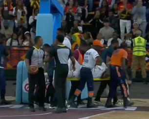 Σοκαριστικός τραυματισμός για τον Μπάνγκο της Φενέρ - Αποχώρησε με φορείο (video)