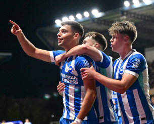 Δύο γκολ και ασίστ ο Τζίμας στο ντεμπούτο του και η Μπράιτον με εξάρα στην επόμενη φάση του Carabao Cup