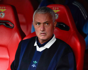 Τέλος ο Μπρούνο Λαζ από την Μπενφίκα του Παυλίδη, αναλαμβάνει ο Μουρίνιο