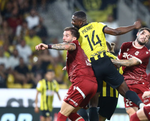 Με κεφαλιά του Πιερό το 1-0 της ΑΕΚ (video)