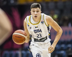 Ο Ταρίκ Χρέλια έζησε το όνειρο κάθε μικρού παιδιού στο Eurobasket: «Νιώθω υπέροχα, δεν το περίμενα»