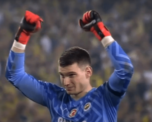 Η Νότιγχαμ διαπραγματεύεται με τη Φενέρμπαχτσε για την απόκτηση του Λιβάκοβιτς