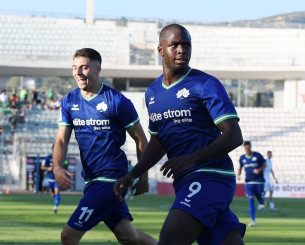 Το άψογο πλασέ του Τετέη για το 1-0 της Κηφισιάς απέναντι στον Παναθηναϊκό (video) Το άψογο πλασέ του Τετέη για το 1-0 της Κηφισιάς απέναντι στον Παναθηναϊκό (video)