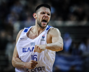 KAE Ολυμπιακός για τον Παπανικολάου: «20 χρόνια πιστός στρατιώτης της γαλανόλευκης!»