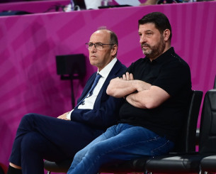 Νίκος Χαρδαλιάς για το Final Four της Αθήνας: «Να φτάσουν και οι δυο "αιώνιοι" και ας το πάρει ο καλύτερος» Νίκος Χαρδαλιάς για το Final Four της Αθήνας: «Να φτάσουν και οι δυο "αιώνιοι" και ας το πάρει ο καλύτερος»