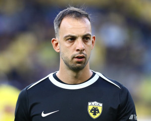 Μπρινιόλι: «Ηταν μια προσωπική απόφαση να πάω από τον Παναθηναϊκό στην ΑΕΚ, είμαι χαρούμενος εδώ»