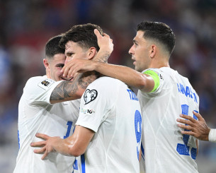 Πέντε γκολ, πέντε διαφορετικοί σκόρερ για την Ελλάδα (video)