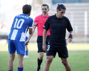 Έξαλλοι στο Αιγάλεω με την διαιτησία και... καμπανάκι σε Λανουά: «Ευτυχώς δεν πάγωσε ο ήλιος» Έξαλλοι στο Αιγάλεω με την διαιτησία και... καμπανάκι σε Λανουά: «Ευτυχώς δεν πάγωσε ο ήλιος»