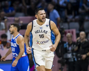 Γράφει ιστορία ο Παπανικολάου: «Έπιασε» τον Γκάλη και βρίσκεται στη 10άδα των κορυφαίων σε συμμετοχές στην Εθνική