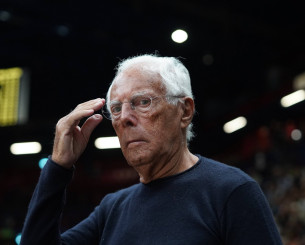 Οι μπίζνες του Αρμάνι με την Euroleague - Τα κοστούμια και η παγκόσμια αγορά Οι μπίζνες του Αρμάνι με την Euroleague - Τα κοστούμια και η παγκόσμια αγορά