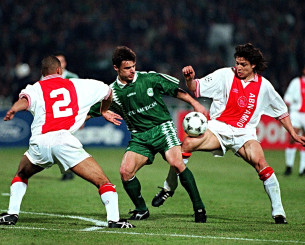 Παγκόσμιος θρύλος του ποδοσφαίρου επιστρέφει για να παίξει με τους γιους του στο Κύπελλο Εσθονίας!