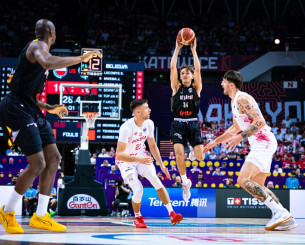 Το αποκλεισμένο Βέλγιο κέρδισε την οικοδέσποινα Πολωνία