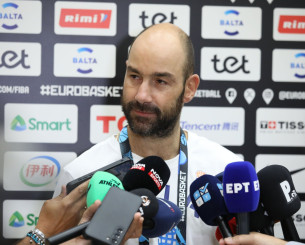 Σπανούλης για Αταμάν: «Περιμέναμε τι θα πει για Γιάννη, χρόνια προσπαθεί να επηρεάσει το μυαλό» (video) Σπανούλης για Αταμάν: «Περιμέναμε τι θα πει για Γιάννη, χρόνια προσπαθεί να επηρεάσει το μυαλό» (video)