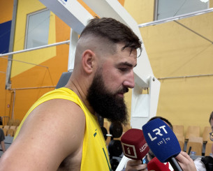 Βαλαντσιούνας σε ερώτηση του Athletiko: «Δεν κατάλαβα, συγγνώμη πηγαίνουμε στην Ελλάδα;» Βαλαντσιούνας σε ερώτηση του Athletiko: «Δεν κατάλαβα, συγγνώμη πηγαίνουμε στην Ελλάδα;»