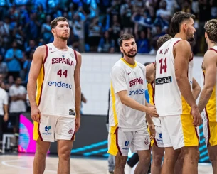 Η σκληρή κριτική των ισπανικών μέσων μετά τον αποκλεισμό από την Ελλάδα: «Εδώ κείτεται η Ισπανία»