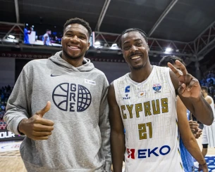 Ο Ντάραλ Γουίλις στο Athletiko: «Είμαι... fan boy του Γιάννη Αντετοκούνμπο»