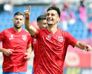 Ο Παπαγεωργίου με εκτέλεση φάουλ-ποίημα ισοφάρισε σε 1-1 για τον Πανιώνιο (video)