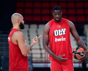 O Oλυμπιακός έχει πλέον στις τάξεις του τρεις εν ενεργεία Γάλλους διεθνείς