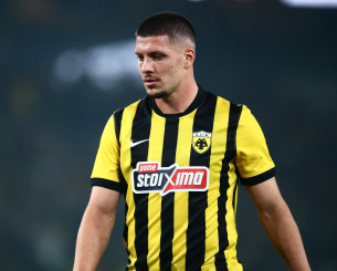 Ο Γιόβιτς ψάχνει το γκολ και όλη η ΑΕΚ μαζί του το περιμένει Ο Γιόβιτς ψάχνει το γκολ και όλη η ΑΕΚ μαζί του το περιμένει