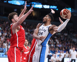 Πως λύθηκε η παρεξήγηση Αντετοκούνμπο με Σενγκούν – Το κρίσιμο τηλεφώνημα Πως λύθηκε η παρεξήγηση Αντετοκούνμπο με Σενγκούν – Το κρίσιμο τηλεφώνημα