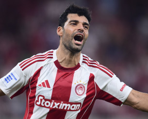 Το ασύλληπτο ρεκόρ που απείλησε ο Ταρέμι στο ντεμπούτο του με τον Ολυμπιακό (video) Το ασύλληπτο ρεκόρ που απείλησε ο Ταρέμι στο ντεμπούτο του με τον Ολυμπιακό (video)