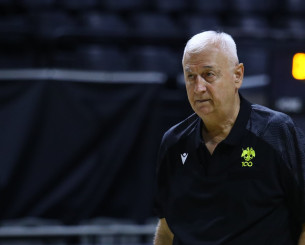 Σάκοτα: «Η ΑΕΚ έχει κόσμο, χωρίς αυτόν τα πράγματα δεν είναι όπως πρέπει» Σάκοτα: «Η ΑΕΚ έχει κόσμο, χωρίς αυτόν τα πράγματα δεν είναι όπως πρέπει»