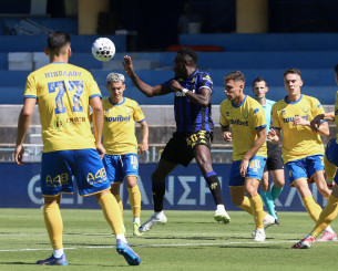 Ξεκίνημα με το δεξί στο κύπελλο για τον Αρη κόντρα στον Παναιτωλικό με χρυσό σκόρερ τον Μορόν με πέναλτι