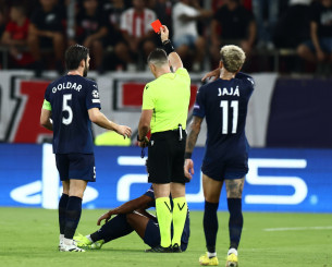 Η στιγμή της κόκκινης κάρτας του Μπρούνο στο Ολυμπιακός - Πάφος (video)