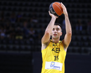 Ο Σάκοτα «ξεκλείδωσε» τον Πετσάρσκι για την ΑΕΚ με μια συζήτηση