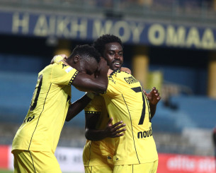 Λυτρωτής Μισεχόι και τρίτο σερί τρίποντο για τον Άρη