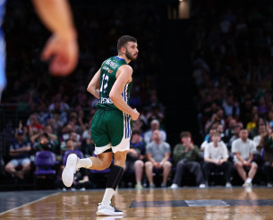 Ρογκαβόπουλος: «Εξαιρετική εμπειρία στην Αυστραλία - Δείχνει πόσο μεγάλος είναι ο Παναθηναϊκός»