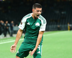 Το άγγιγμα του Μίδα: Τρία γκολ με πέντε σουτ ο Ζαρουρί (videos)