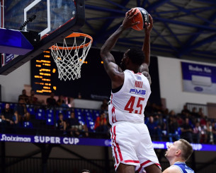 Τα εντυπωσιακά καρφώματα του Ντόντα Χολ κόντρα στην Καρδίτσα (video)