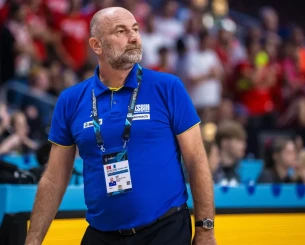 Σκληρή γλώσσα από τον προπονητή της Βοσνίας: «Αλήτες, απατεώνες και άθλιοι...» Σκληρή γλώσσα από τον προπονητή της Βοσνίας: «Αλήτες, απατεώνες και άθλιοι...»