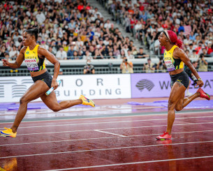 Παγκόσμιο στίβου: Κρέμασε τα σπάικς της η τρομερή Φρέιζερ Πράις μετά το 17ο παγκόσμιο μετάλλιο