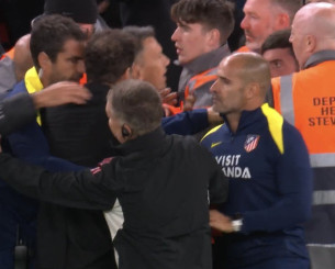 Αυτός είναι ο οπαδός που μανούριασε με τον Ντιέγκο Σιμεόνε  - «Πιστώνομαι την ασίστ για την αποβολή του;» (video)