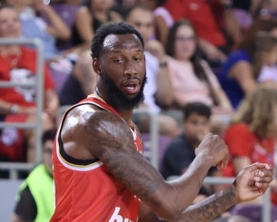 Χολ για το Final Four της Αθήνας: «Βρίσκω κίνητρο από αυτό - Να φέρουμε το τρόπαιο στο σπίτι μας»