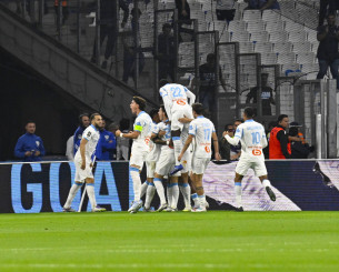 Ψυχωμένη Μαρσέιγ επιβλήθηκε της Παρί στο Le Classique