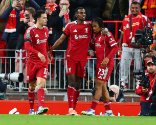Πρόκριση για τη Λίβερπουλ κόντρα στη Σαουθάμπτον με Ίσακ και Εκιτίκε