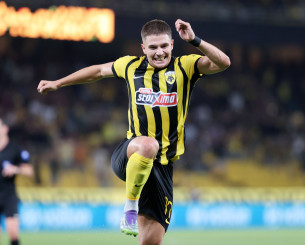 Μια ιστορία πίστης και επιμονής - Η ΑΕΚ βλέπει το μέλλον της στο χαμόγελο του Καλοσκάμη