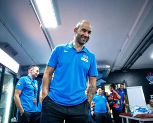 Ο Κώστας Καραπαπάς στο Back2Μπακ: «Ο Σπανούλης είναι one in a million» (video) Ο Κώστας Καραπαπάς στο Back2Μπακ: «Ο Σπανούλης είναι one in a million» (video)