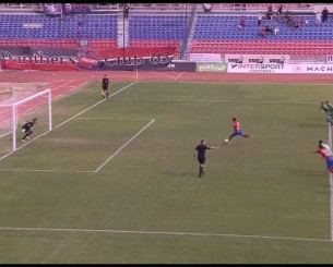 Ο Μόρσεϊ έστειλε άουτ το πέναλτι για τον Πανιώνιο (video)