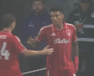 Τα δύο γκολ του Ιγκόρ Ζεσούς που έδωσαν το προβάδισμα στην Νότιγχαμ απέναντι στην Σουόνσι (videos) Τα δύο γκολ του Ιγκόρ Ζεσούς που έδωσαν το προβάδισμα στην Νότιγχαμ απέναντι στην Σουόνσι (videos)