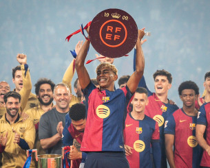 Ντεμπελέ ή Γιαμάλ; Ποια είναι τα τρία κριτήρια που χρησιμοποιούν οι δημοσιογράφοι για να επιλέξουν τον νικητή της Χρυσής Μπάλας