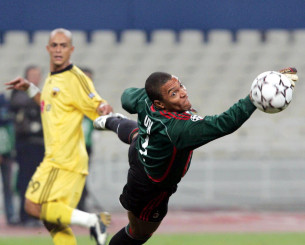 Απέναντι στην ΑΕΚ μία απ' τις κορυφαίες αποκρούσεις στην καριέρα του θρυλικού Ντίντα (video)