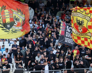 Σε... ασυνήθιστη θύρα στο ΟΑΚΑ οι περίπου 2.000 φίλοι της Γκόου Αχέντ Ιγκλς (video)