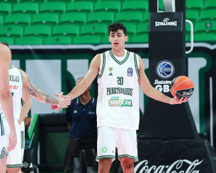 Κυριαρχικός ο Σαμοντούροφ, τελειώνει τη μία φάση μετά την άλλη κόντρα στον ΠΑΟΚ (video)